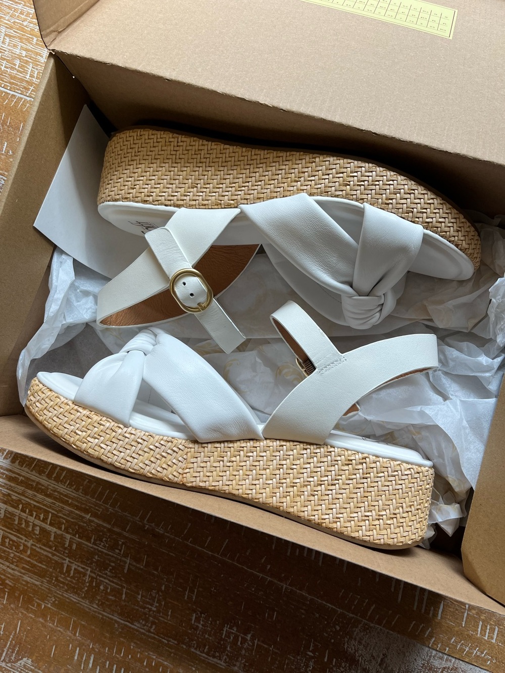 Sofft Farah White Knot Espadrille Wedge Sandal